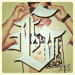 情侣把冰块放在女方的屁股上变态文
